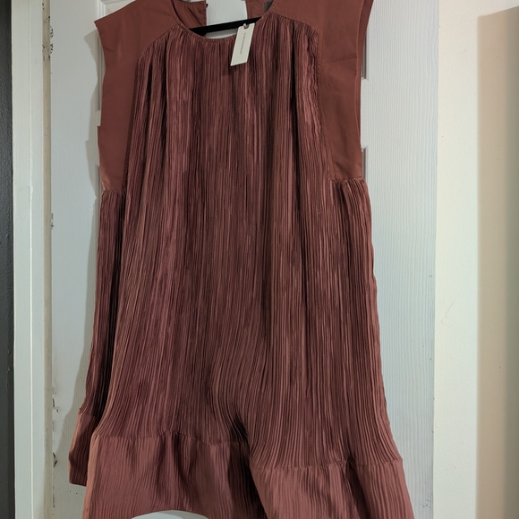 Anthropologie Dresses & Skirts - Anthropologie Pleated Sleeveless Dress in Mauve